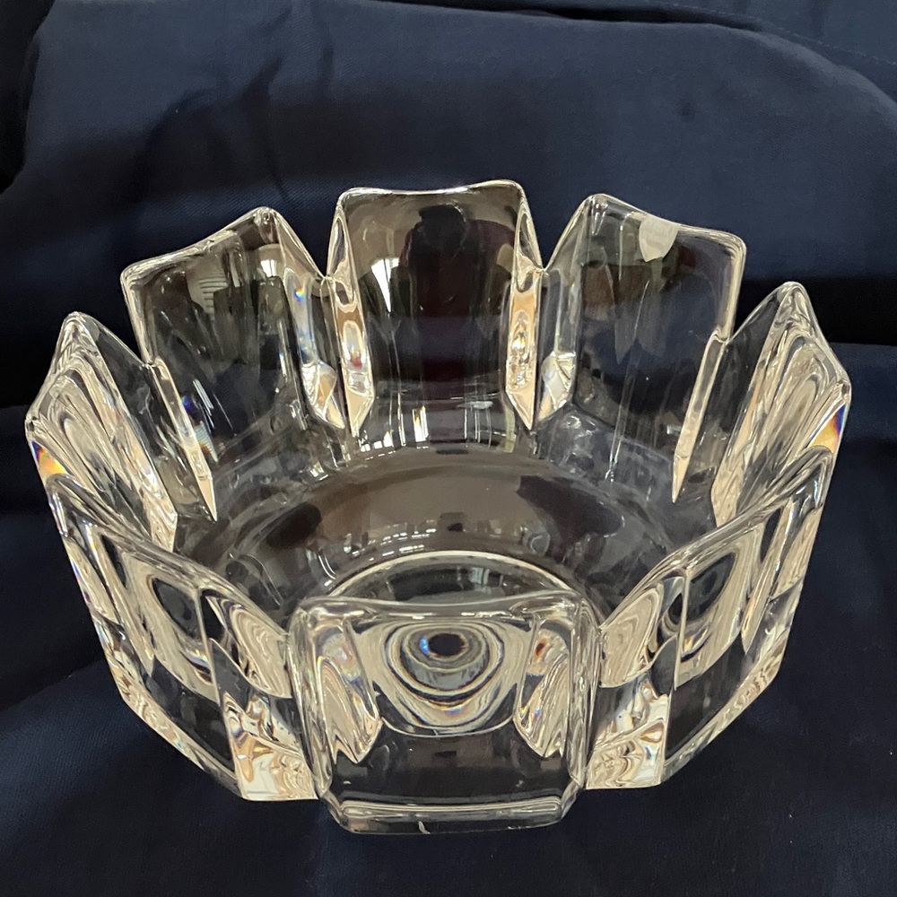 Vintage ORREFORS Kostaboda Corona Crystal Bowl by Lars Hellsten, 7 1/2” x 4”
